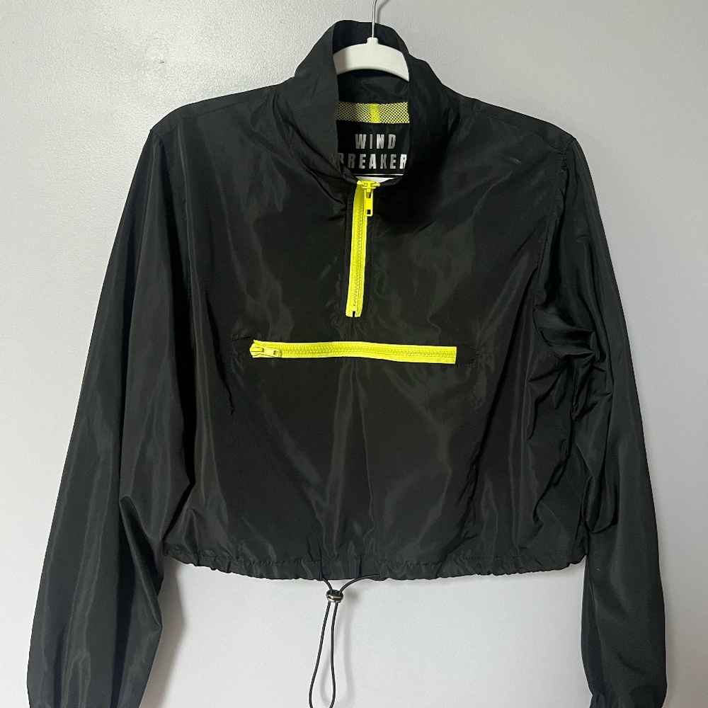 Pullover Windbreaker
